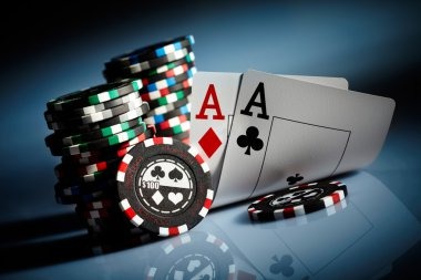 Dragon Hatch slot game interface on bet365link dk showing five reels